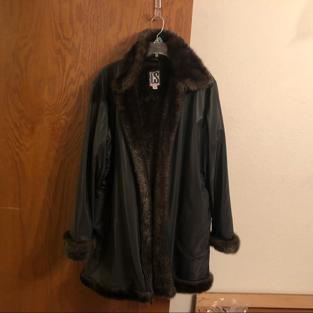 Black jacket, faux fur lined, XL